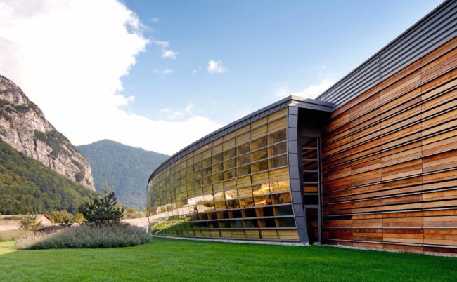 06.05-SIVALBP_FACADE-AVEC-MONTAGNE-A-GAUCHE