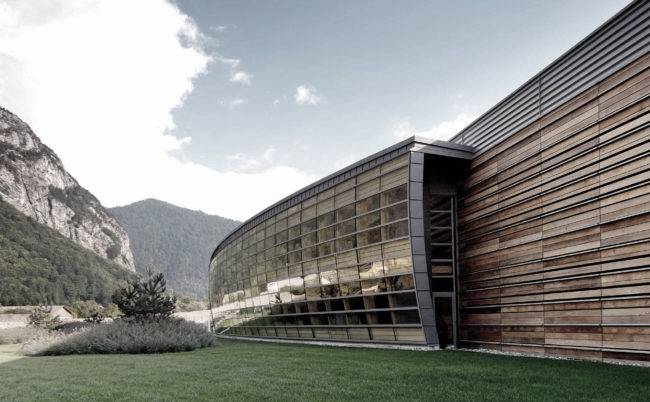 06.05-SIVALBP_FACADE-AVEC-MONTAGNE-A-GAUCHE