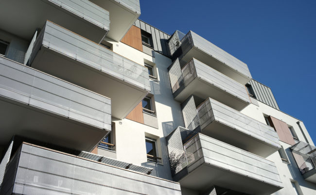 07.15-LE-COLISEE-PLACE-DES-ROMAINS-BRIERE-ARCHITECTES-1